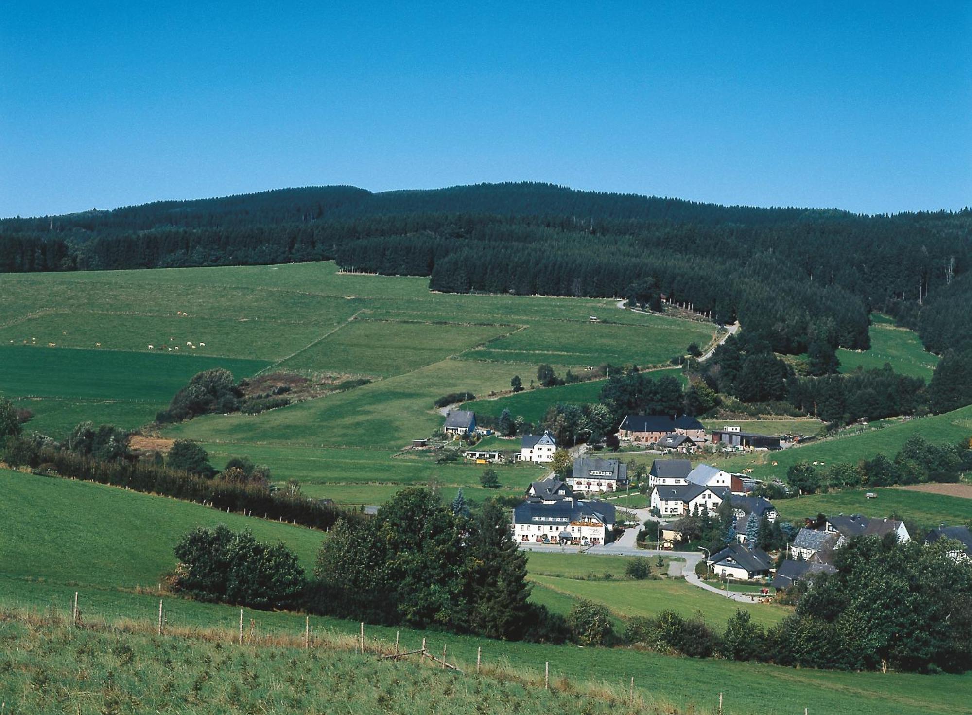 Landhaus Lenneper-Führt Kirchhundem Exterior foto